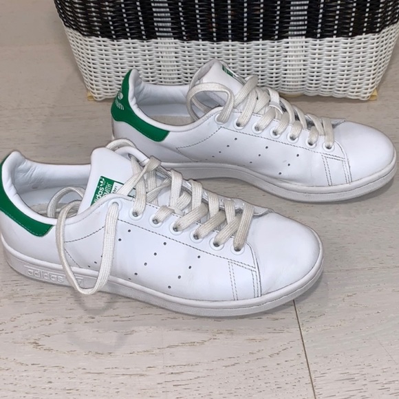 📌 Womens ADIDAS Stan Smith White/Green Sneakers - Picture 1 of 5